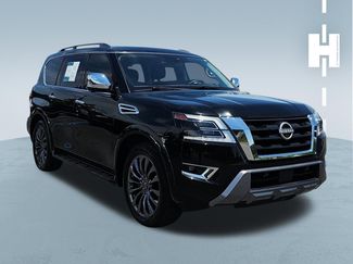 Used 2024 Nissan Armada Platinum w/ Captain's Chairs Package AWD/4WD video 1