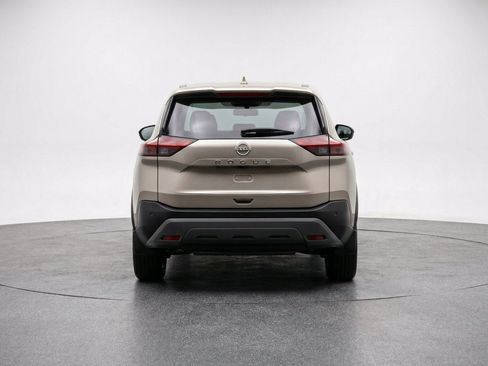 Used 2025 Nissan Rogue SV AWD/4WD image 7