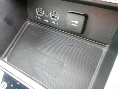 Certified 2023 Jeep Grand Cherokee L Summit w/ Luxury Tech Group V image 19