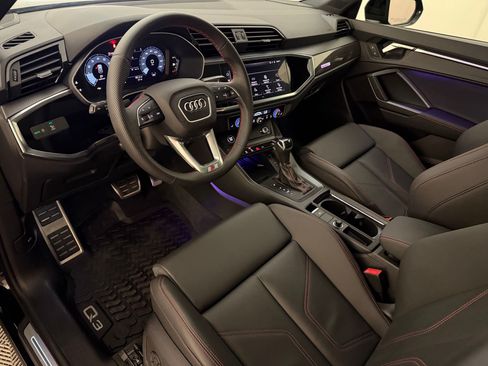 Certified 2025 Audi Q3 2.0T Premium Plus w/ Premium Plus Package AWD/4WD image 4