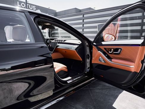 Used 2024 Mercedes-Benz S 63 AMG S image 22