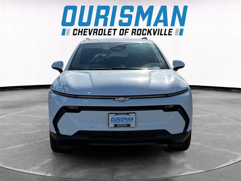 New 2026 Chevrolet Equinox EV LT image 8