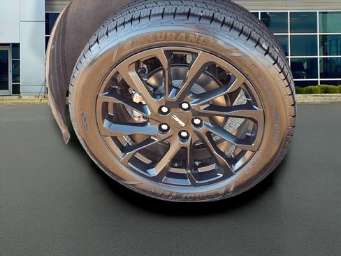 Used 2023 GMC Terrain SLE w/ Driver Convenience Package image 26