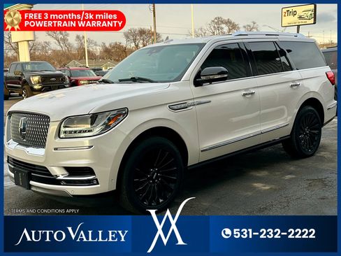 Used 2018 Lincoln Navigator Reserve w/ Technology Package image 3
