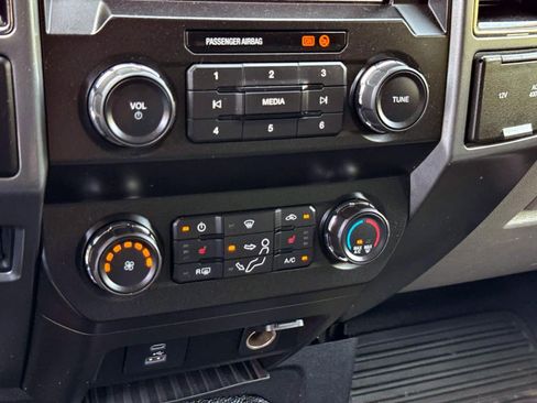 Used 2020 Ford F450 XLT w/ XLT Value Package AWD/4WD image 19