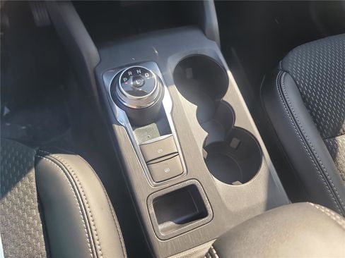 New 2026 Ford Escape SE image 18