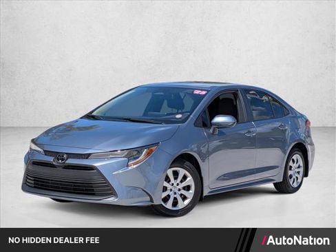 Used 2025 Toyota Corolla LE FWD image 1