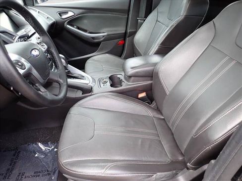 Used 2014 Ford Focus Titanium FWD image 10