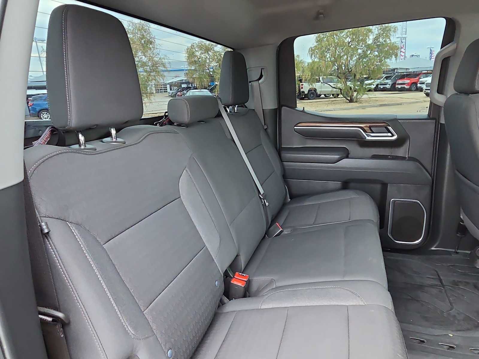 Used 2025 Chevrolet Silverado 1500 RST w/ Rally Edition AWD/4WD image 18
