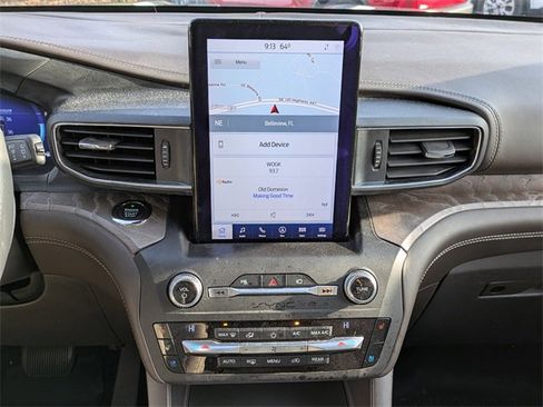 Certified 2020 Ford Explorer Platinum w/ Premium Technology Package image 12