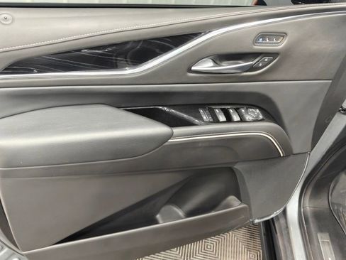 Used 2023 Cadillac Escalade Sport w/ LPO, ONYX Package image 92