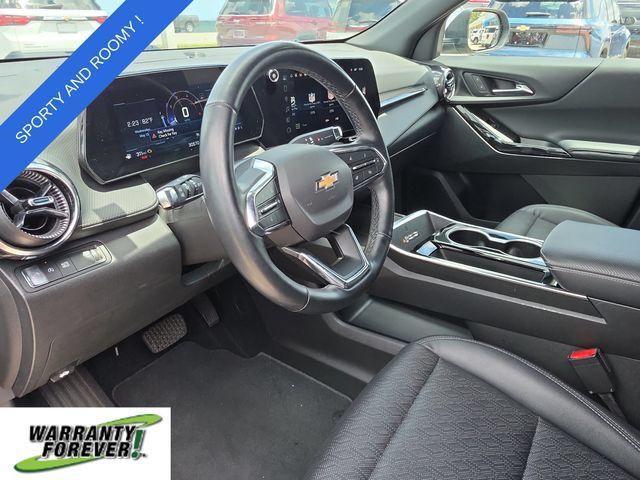 Used 2025 Chevrolet Equinox LT w/ Convenience Package II FWD image 14