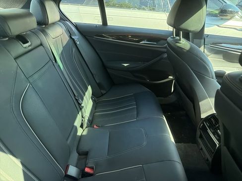 Used 2019 BMW 540i image 4