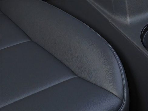 New 2026 Chevrolet Colorado Trail Boss w/ Off-Road Front Bumper Package image 21