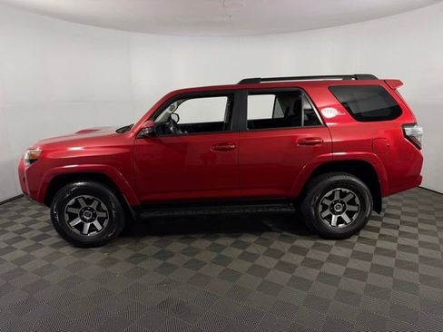 Used 2023 Toyota 4Runner TRD Off-Road image 4