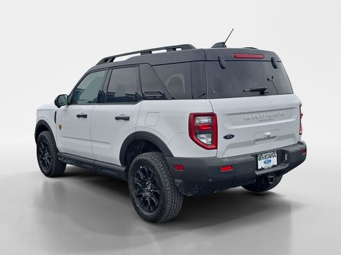Used 2025 Ford Bronco Sport Badlands image 3