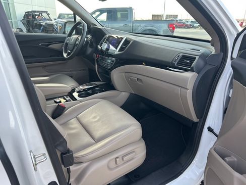 Used 2020 Honda Ridgeline RTL-E image 10