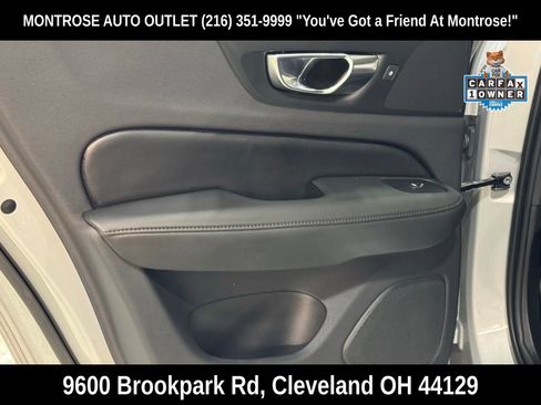 Used 2025 Volvo V60 B5 Cross Country Plus image 33