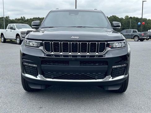 New 2025 Jeep Grand Cherokee L Limited w/ Luxury Tech Group II image 3