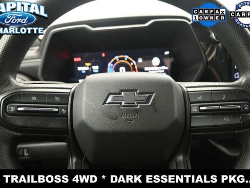 Used 2024 Chevrolet Colorado Trail Boss w/ LPO, Dark Essentials Package AWD/4WD image 18