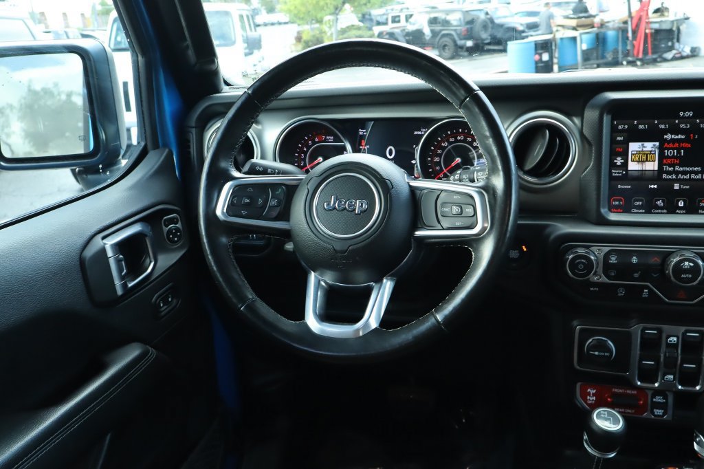 Used 2021 Jeep Wrangler Unlimited Rubicon AWD/4WD image 26