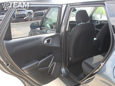 Used 2023 Kia Soul EX FWD image 21