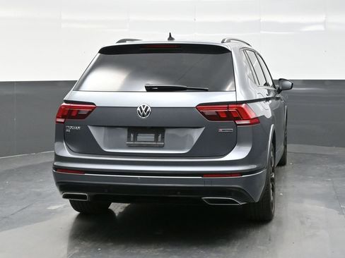 Used 2021 Volkswagen Tiguan SE R-Line image 6