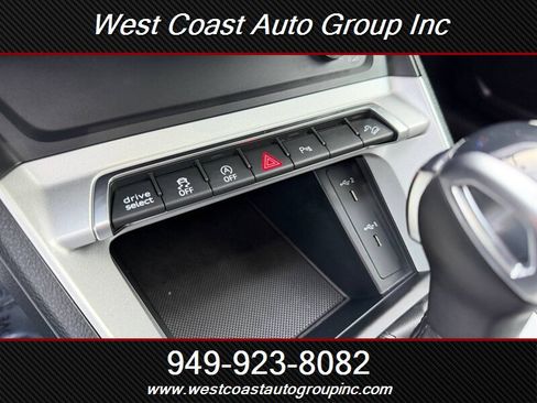 Used 2025 Audi Q3 2.0T Premium image 18