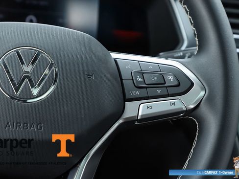 Used 2023 Volkswagen Tiguan SE R-Line AWD/4WD image 60