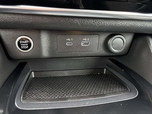 Used 2021 Nissan Rogue S image 31