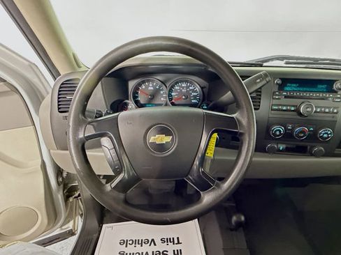 Used 2013 Chevrolet Silverado 1500 W/T AWD/4WD image 13