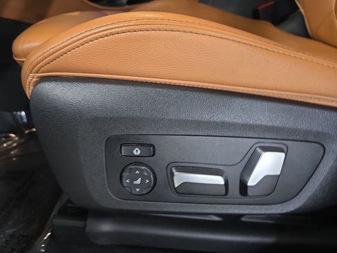 Used 2020 BMW X4 xDrive30i w/ Premium Package AWD/4WD image 25