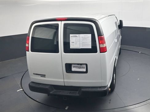 Used 2016 Chevrolet Express 2500 RWD image 37