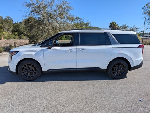 New 2026 Kia Carnival SX Prestige image 8