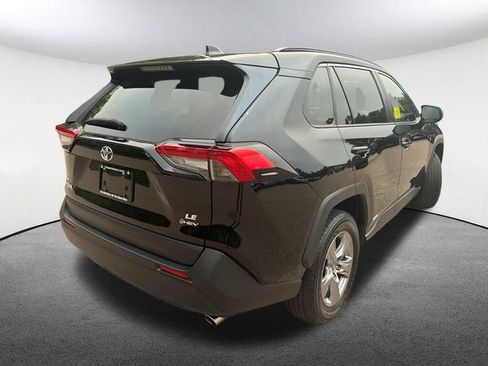 Certified 2025 Toyota RAV4 LE AWD/4WD image 16