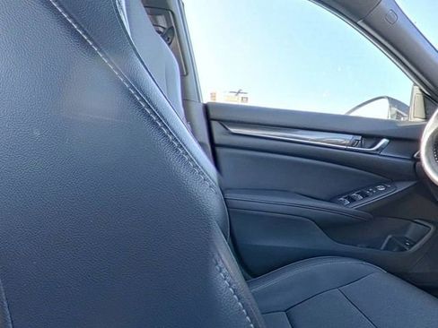 Used 2022 Honda Accord Sport image 27
