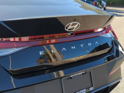 New 2026 Hyundai Elantra SE image 13