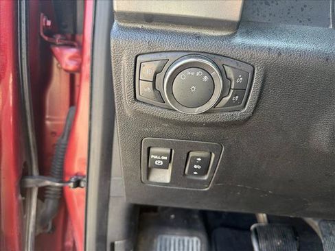 Used 2019 Ford F150 XLT w/ Equipment Group 302A Luxury RWD image 11