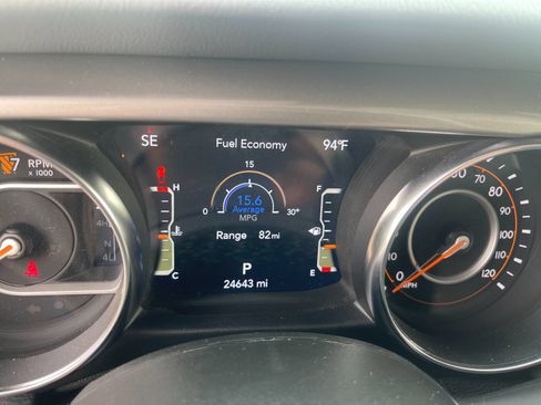 Used 2021 Jeep Gladiator Overland AWD/4WD image 28
