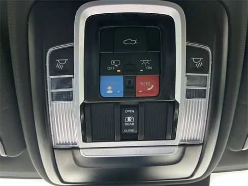 Used 2024 RAM 3500 Laramie w/ Night Edition image 39