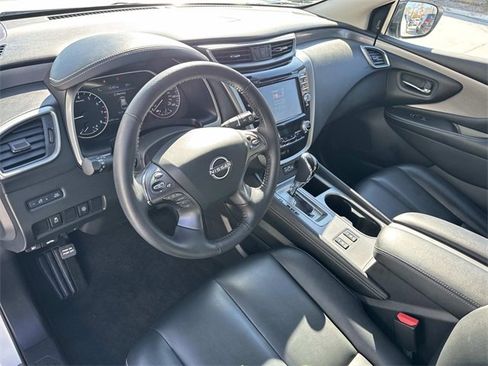 Used 2024 Nissan Murano SV w/ SV Midnight Edition Package image 18