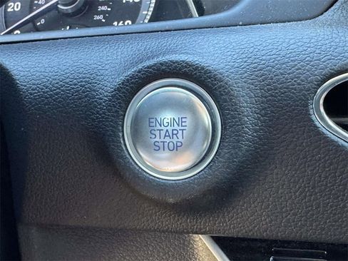 Used 2022 Hyundai Sonata SEL w/ Winter Weather Package image 9