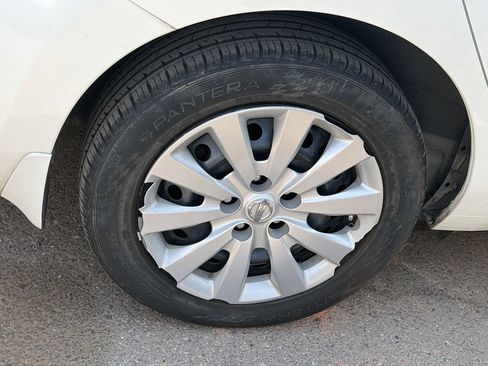 Used 2017 Nissan Leaf S w/ Charge Package FWD image 11