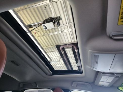 Used 2024 MAZDA CX-30 Carbon image 18