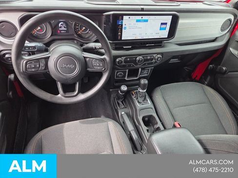 Used 2024 Jeep Wrangler Unlimited Sport AWD/4WD image 11