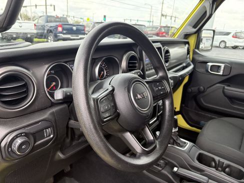 Used 2023 Jeep Wrangler Sport image 6
