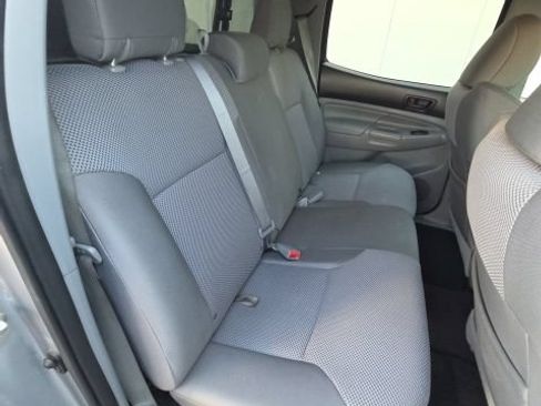 Used 2014 Toyota Tacoma 4x4 Double Cab w/ TRD Off-Road Package image 14