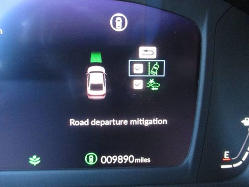 Used 2023 Honda Accord EX image 13