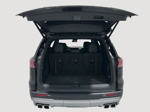 Used 2025 GMC Acadia Elevation w/ Elevation Premium Package image 24