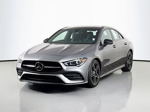 Used 2021 Mercedes-Benz CLA 250 4MATIC image 3